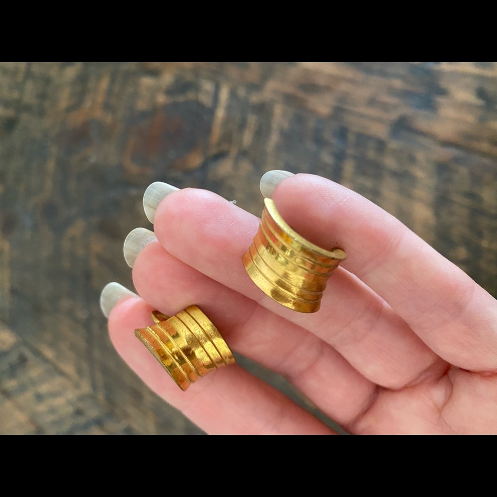 Vintage earrings screw-back